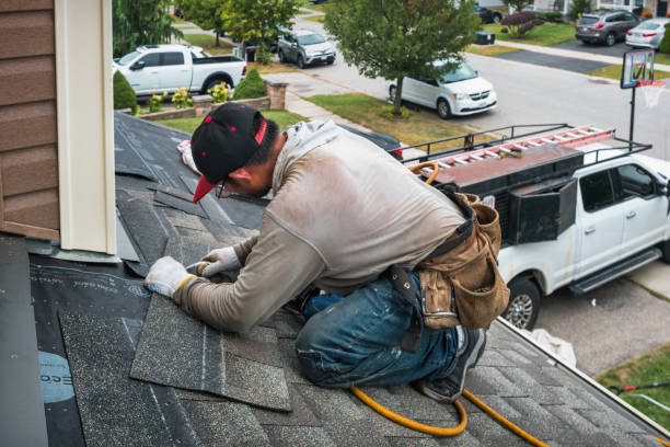 Professional Gutter Installation technician working in Cranford, NJ